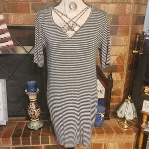 ‼️50%_5+Bundles‼️ Promesa Gray & White Striped Dress B7